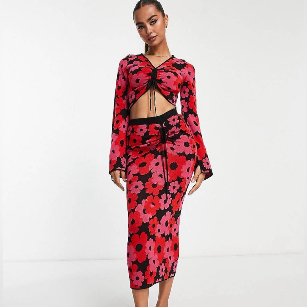 NWT ASOS DESIGN knit midi skirt in floral pattern - Picture 2 of 6